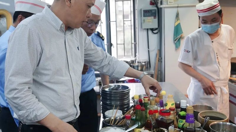 揭秘星空棒棒糖：十大品牌背后的秘密